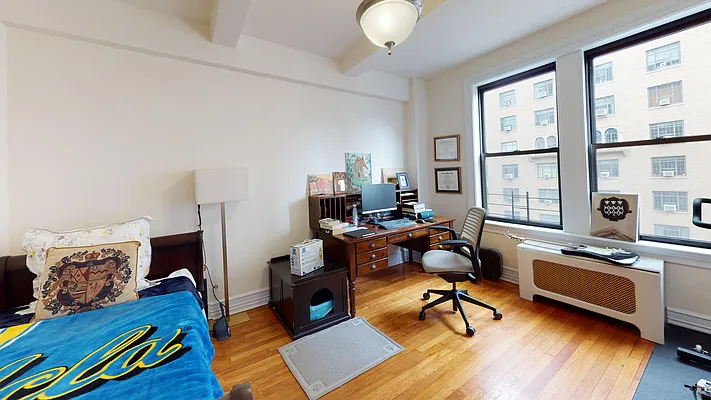 Rented by Bond New York | media 41