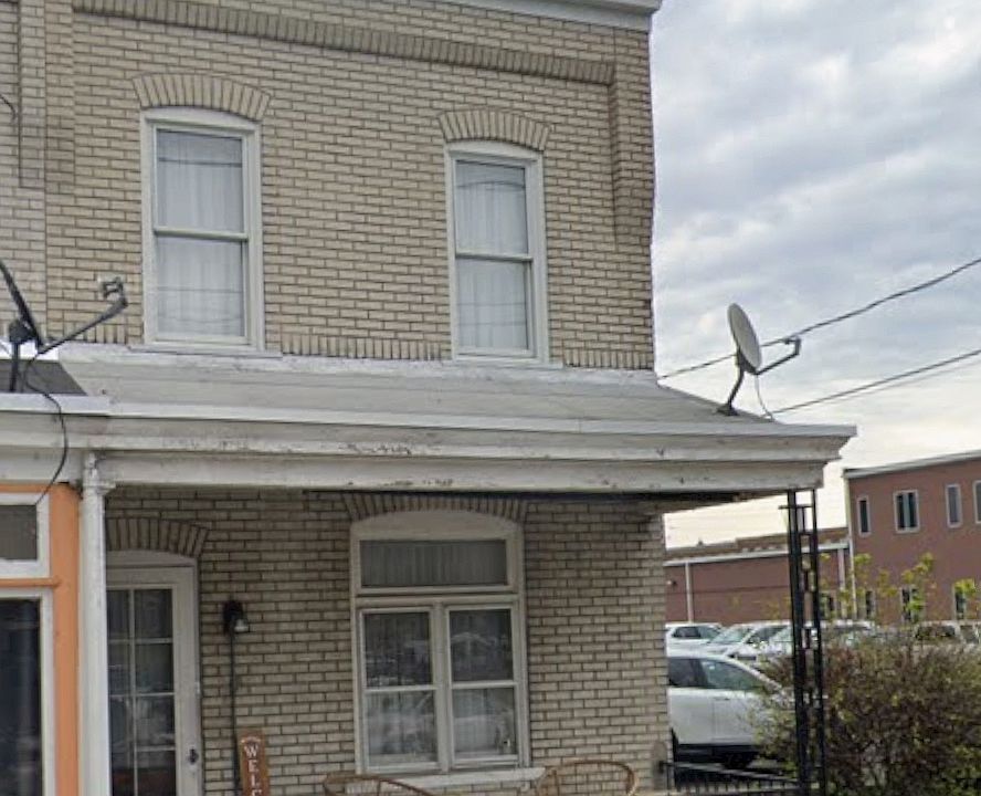 1st image of 419 N 16th St