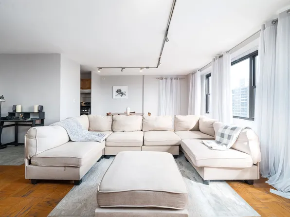 10 Huron Ave APT 11C, Jersey City, NJ 07306