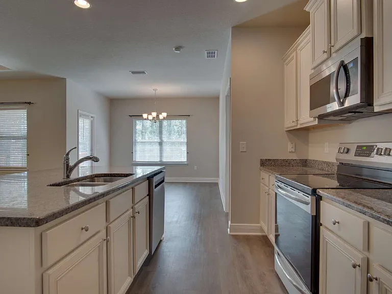 6239 Ladera Trl — Photo 14