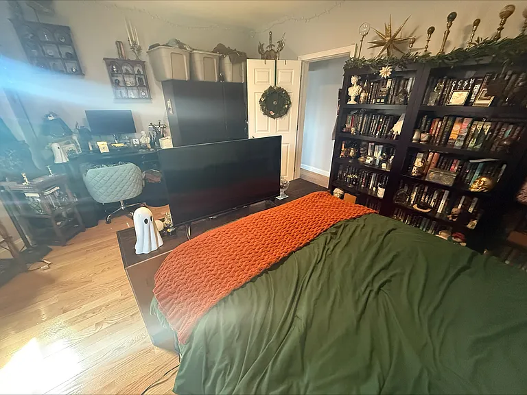 29 Waverly St #1 — Photo 25