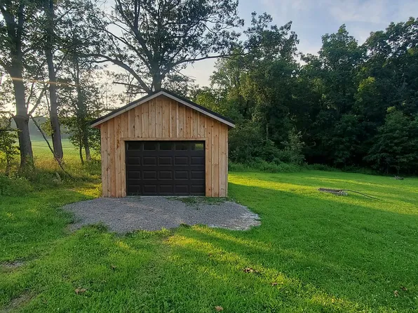 1690 Strong Rd, Blairsville, PA 15717