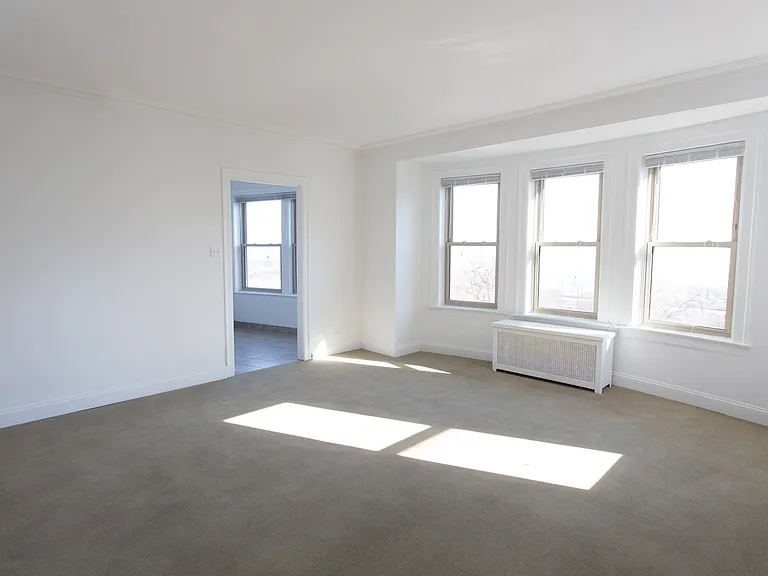 Dining/Living room