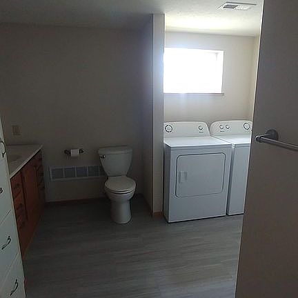 3rd image of 510 West Dr