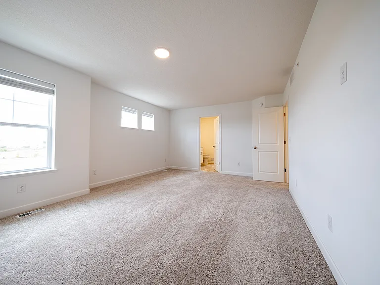15142 Archdale Ln — Photo 13