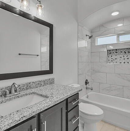 3rd image of 160 White Oaks Trl