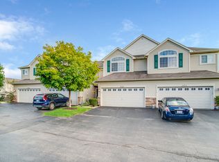 2122 Gallant Fox Cir #2122, Montgomery, IL 60538