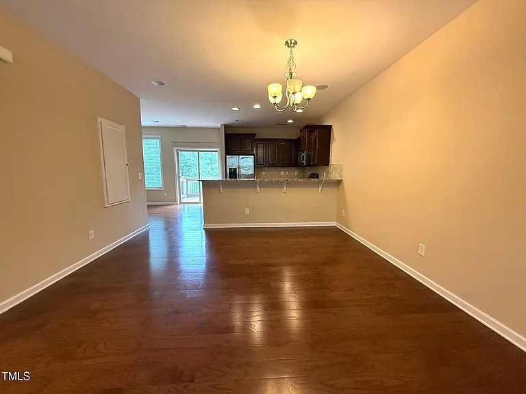 545 Old Mill Village Dr — Photo 6