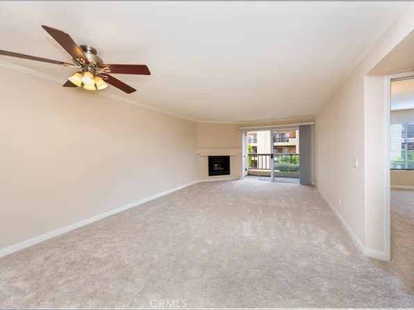 5540 Owensmouth Ave APT 205, Woodland Hills, CA 91367