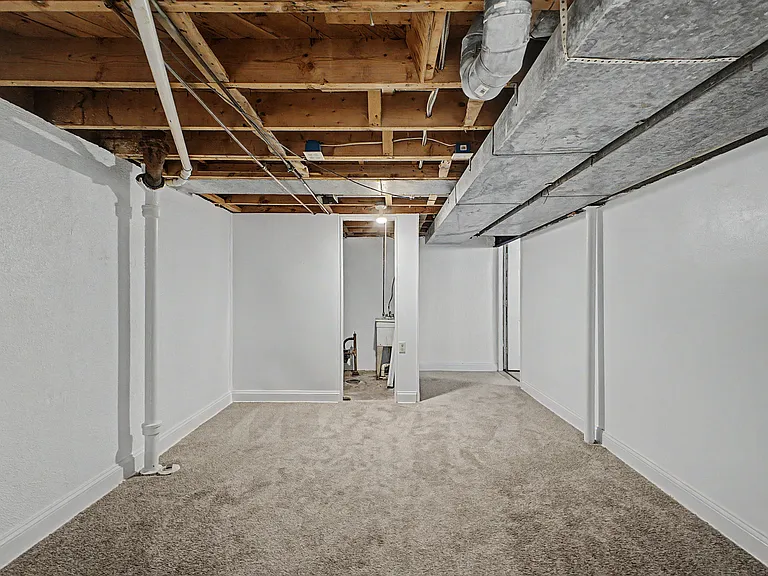 5375 Mayfair St — Photo 23