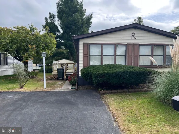 111 Lariat Rd, Middle River, MD 21220