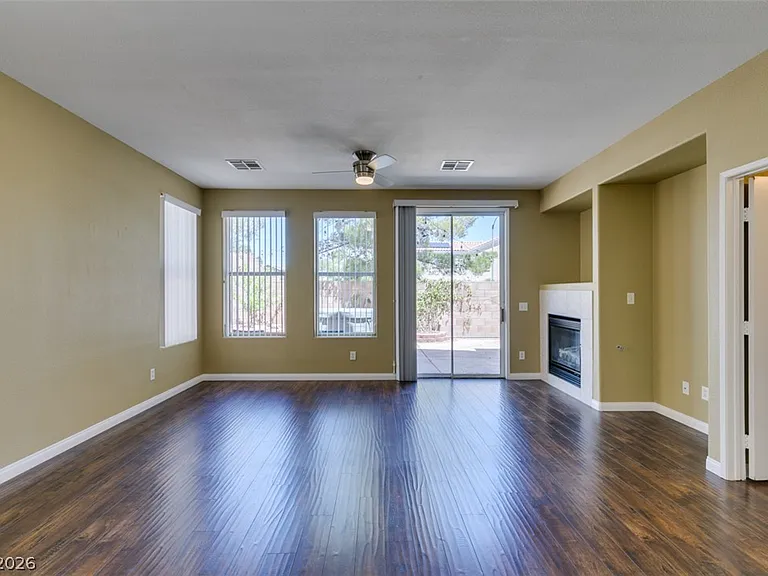 5928 Attavilla Dr — Photo 17