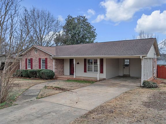 2nd image of 614 Heathwood Dr