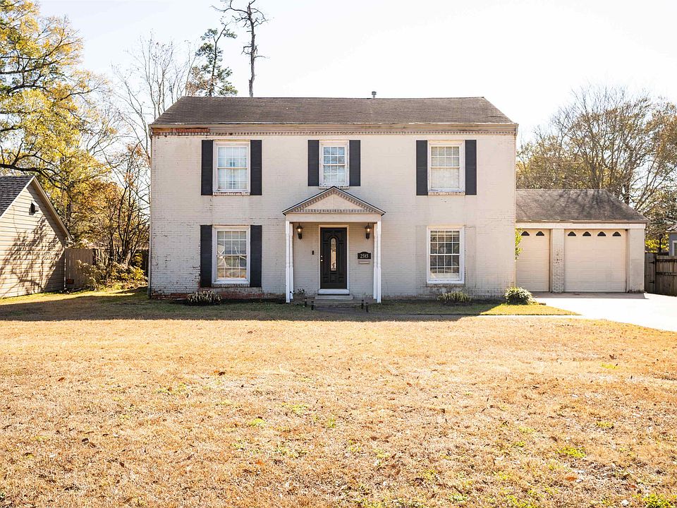 1st image of 2585 Gladys Ave.
