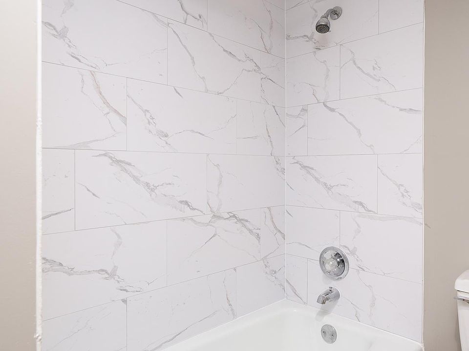 1st image of 442 Jayne St #442