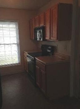3rd image of 5432 Statler Ave