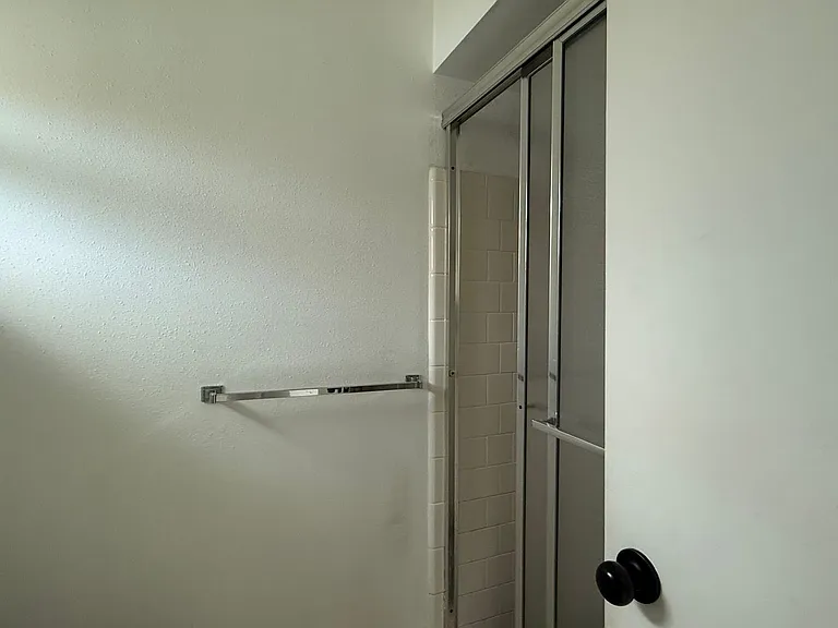 5451 Riverbluff Cir #V-69 — Photo 15