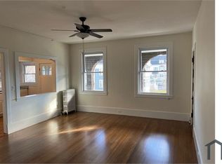 124 Walnut St APT 2L, Clinton, MA 01510