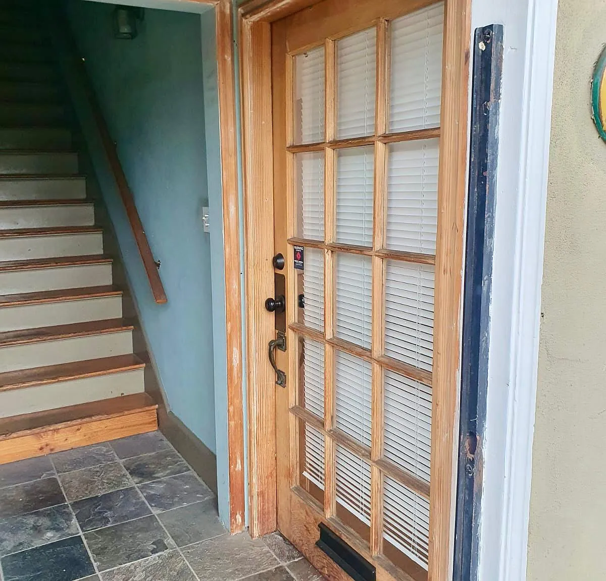6057 Selma Ave — Photo 3