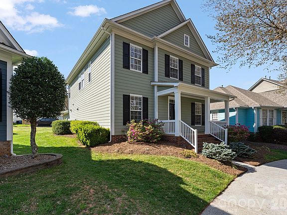 3rd image of 17715 N Shore Cres