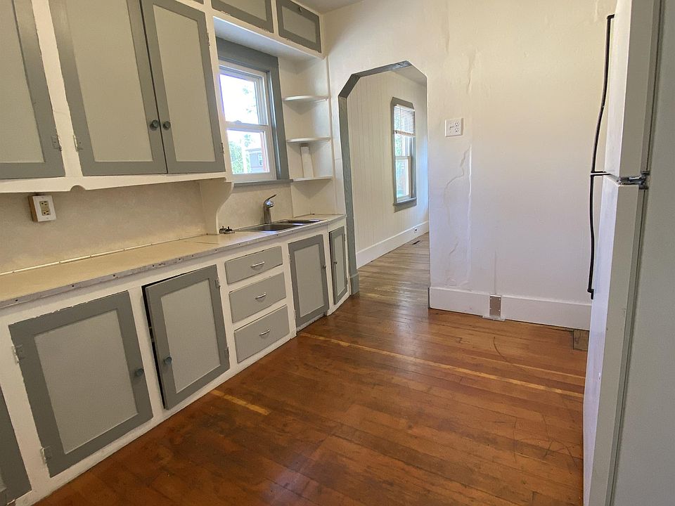 412 E Gibbon St 1, Laramie, WY 82072 Zillow