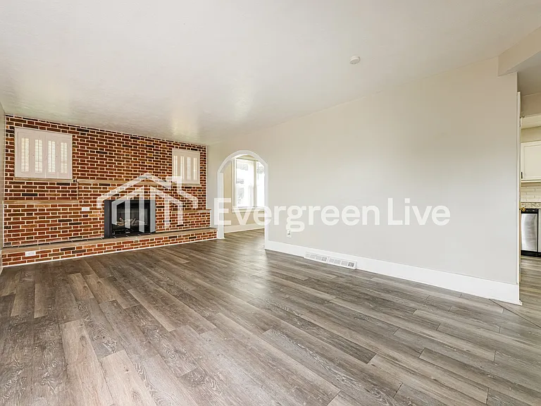 743 Wolf Ave — Photo 6