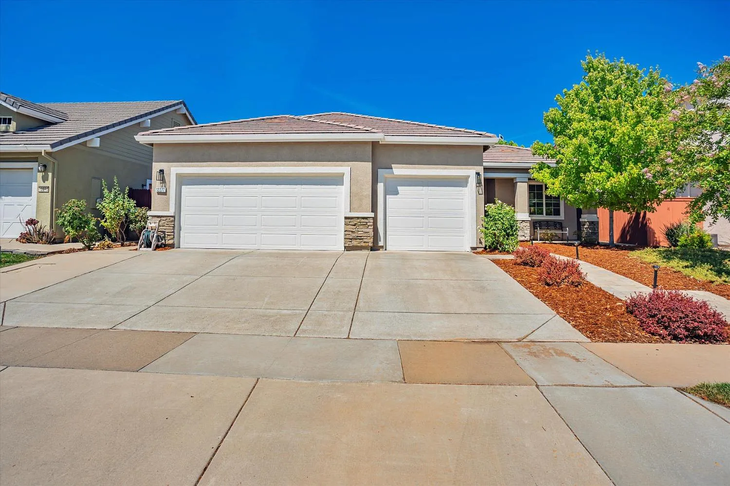 12277 Canyonlands Dr photo 1