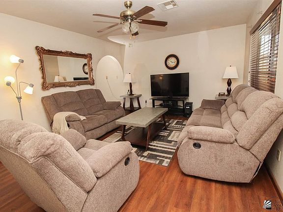 4th image of 1405 E San Luis Ln