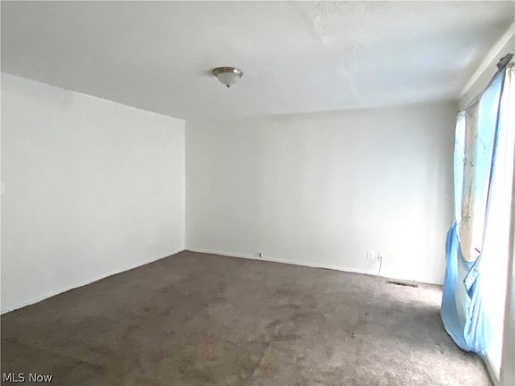 3rd image of 1478 Southwest Blvd SW