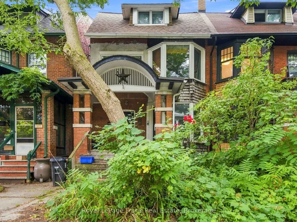778 Shaw St, Toronto, ON M6G 3M1