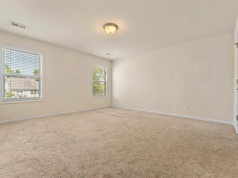 201 Ashewicke Dr — Photo 10