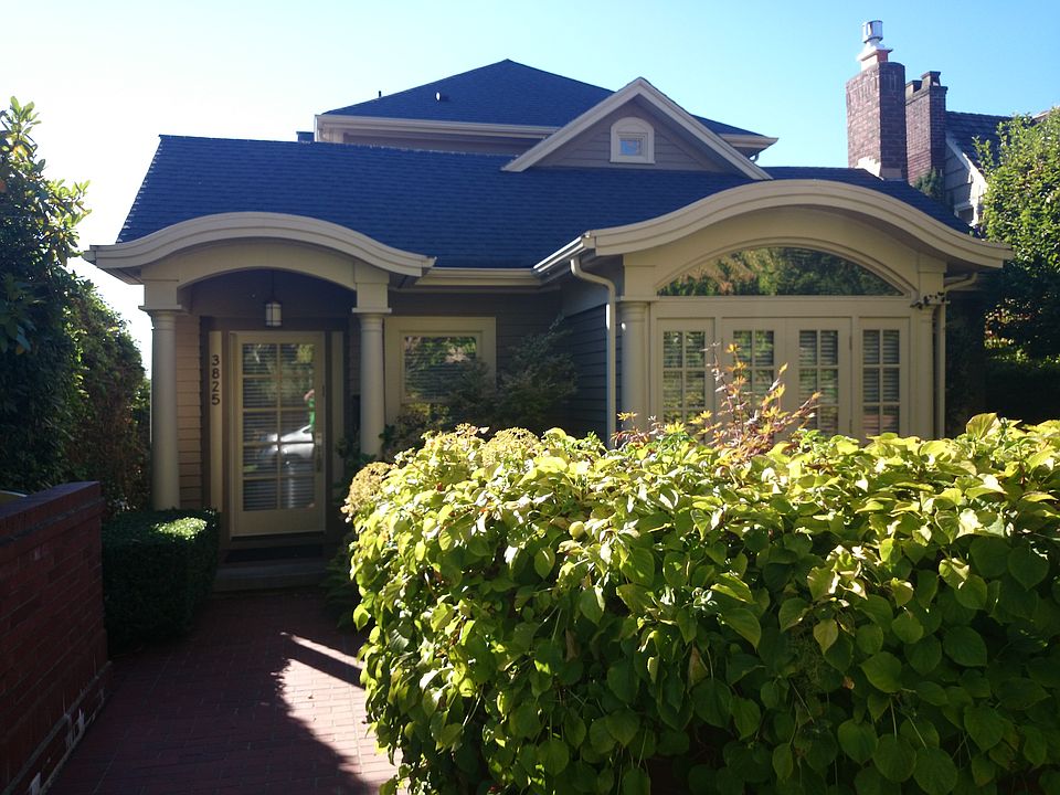 2nd image of 3825 43rd Ave NE