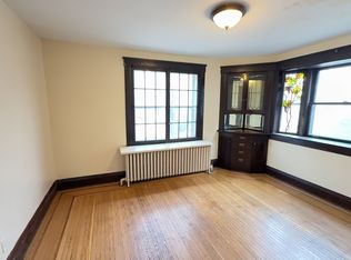 1528 Laurel Ave APT 2, Saint Paul, MN 55104
