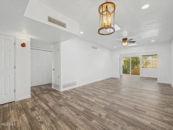 5067 S Recreation Pass, Tucson, AZ 85706