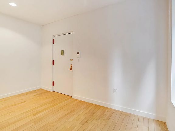 4th image of 134 E 96th St APT 4B