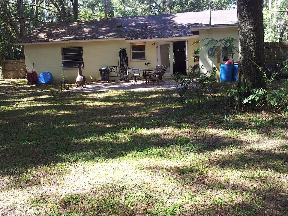 2nd image of 17052 Spring Valley Rd