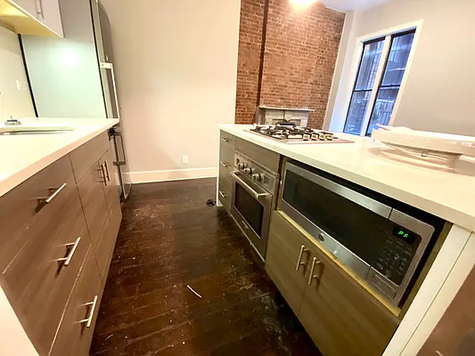 Rented by Corcoran | media 18