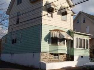 9 N 17th St, Easton, PA 18042