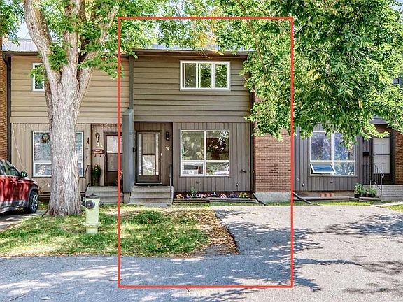 3rd image of 9908 W Bonaventure Dr SE #34