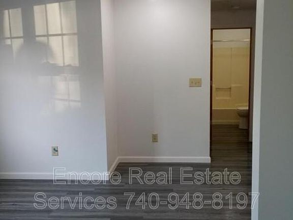 3rd image of 1236 Green Valley Dr