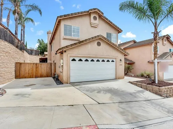 13721 Gateway View Dr, El Cajon, CA 92021