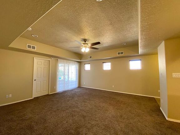 5th image of 11023 Del Carmen St NW