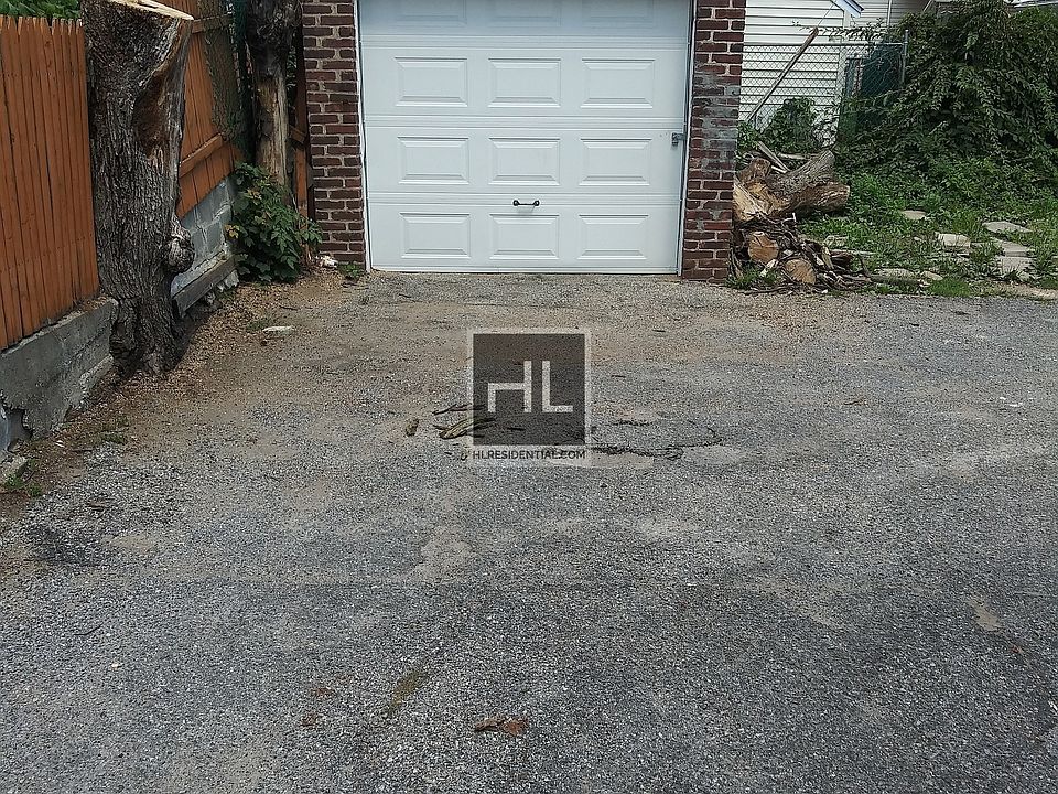 1st image of 8965 Vanderveer St #1