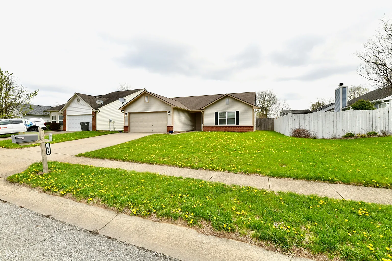 1631 Kayla Dr photo 1
