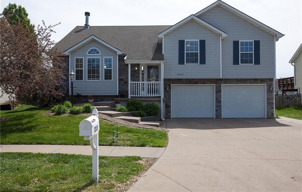 3213 Arbor Lake Dr, Saint Joseph, MO 64506 | Zillow