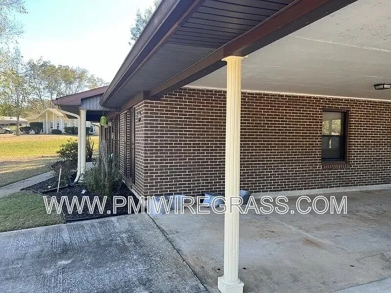 59 Andrews Dr — Photo 35