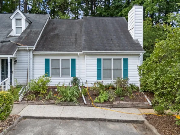 137 Carriage House Trl, Garner, NC 27529