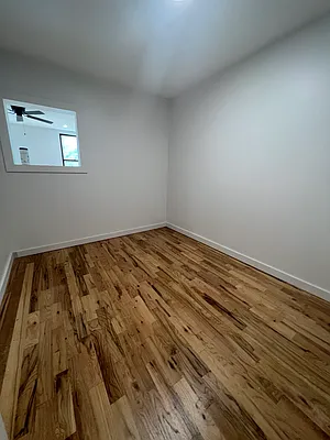 Rented by Capri Jet Realty Corp | media 15