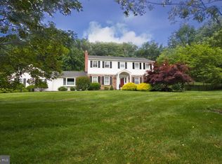 46 Pine View Dr, Doylestown, PA 18901