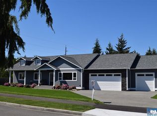 190 Royal Loop, Sequim, WA 98382